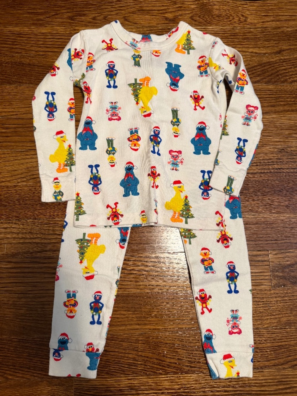GAP Organic Cotton Sesame Street Christmas Pajamas Sz 3T